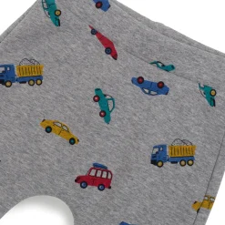 Baggy-Jogginghose Autos