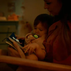 Beruhigungssauger Ultra Air Nighttime 6-18 Monate SCF376/14