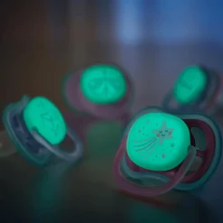 Beruhigungssauger Ultra Air Nighttime 6-18 Monate SCF376/14