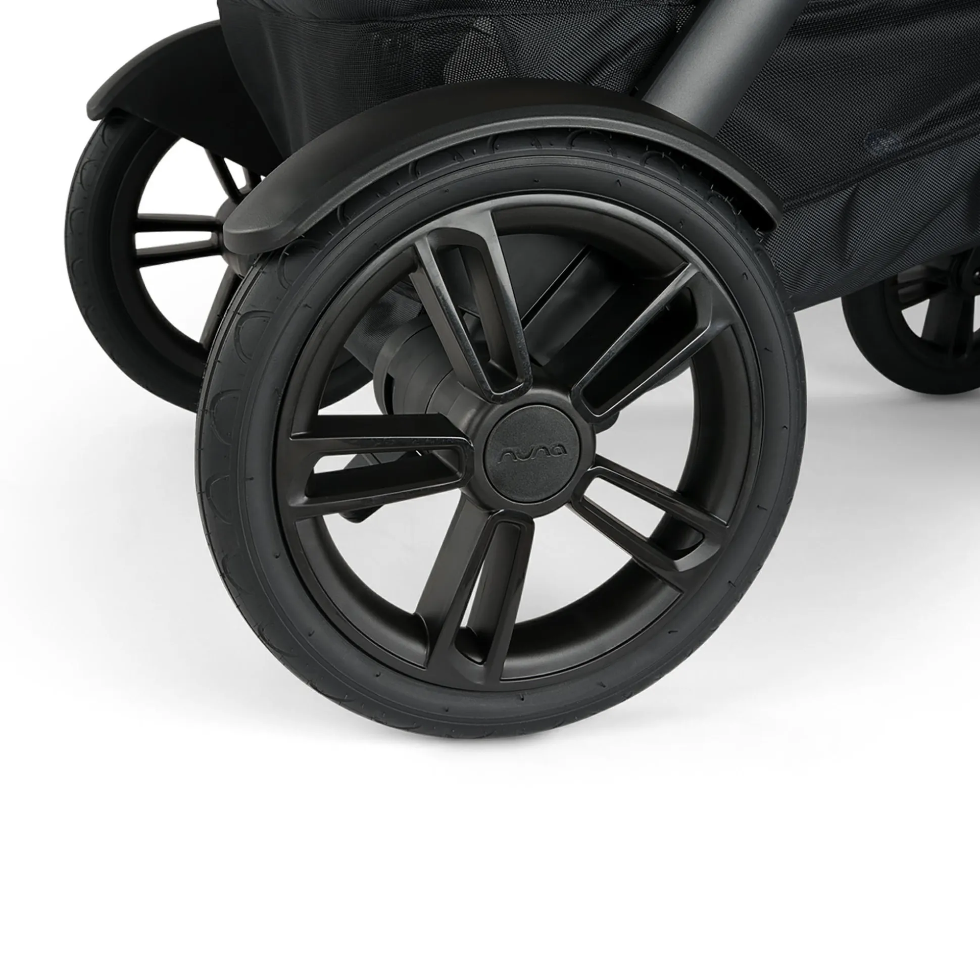 DEMI next Cosmopolitan