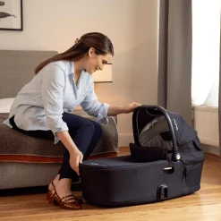 DEMI next Wanne Caviar