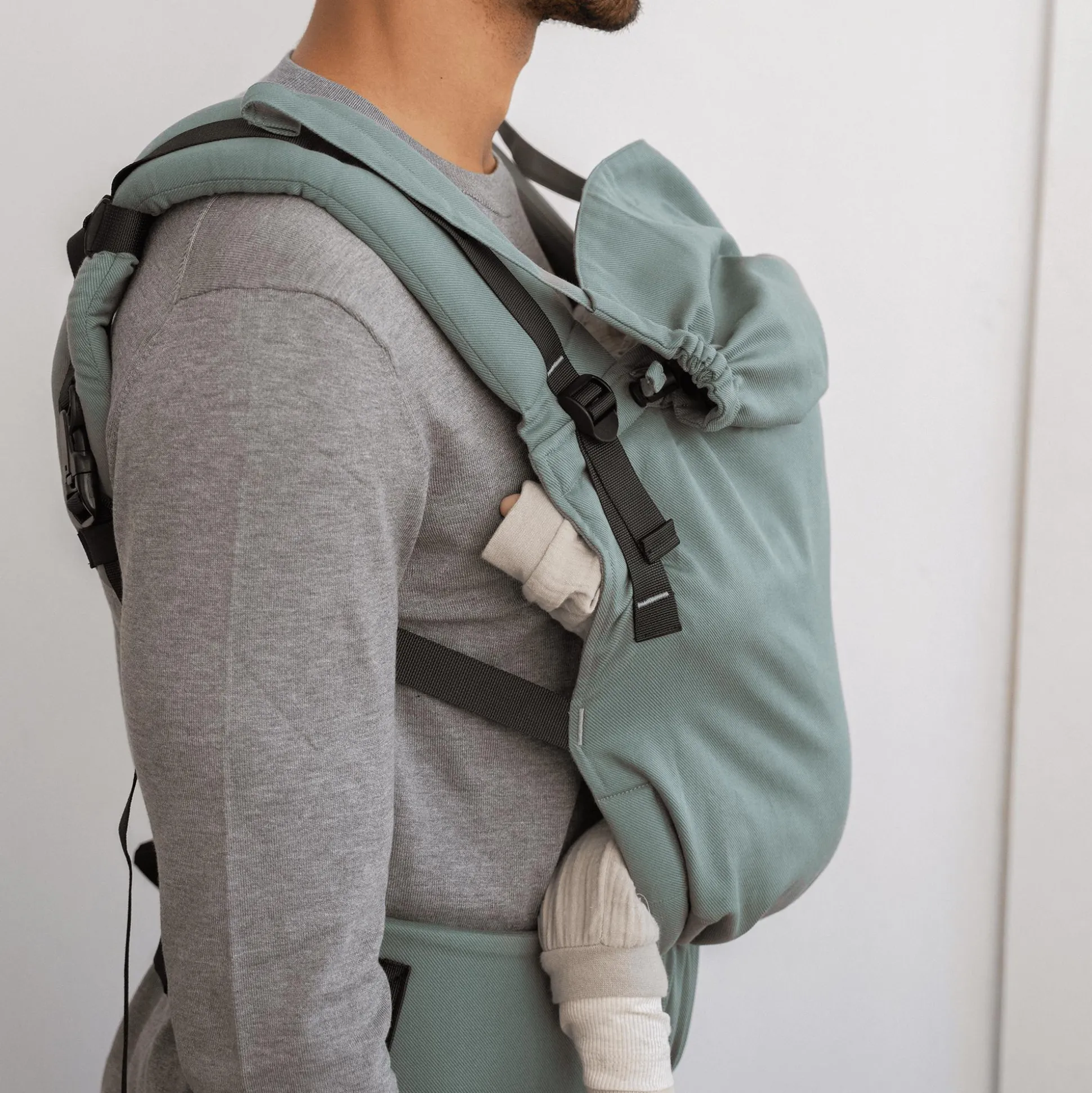 ELSA & EMIL Babytrage HUGIFY Fullbuckle Krokodilgrün