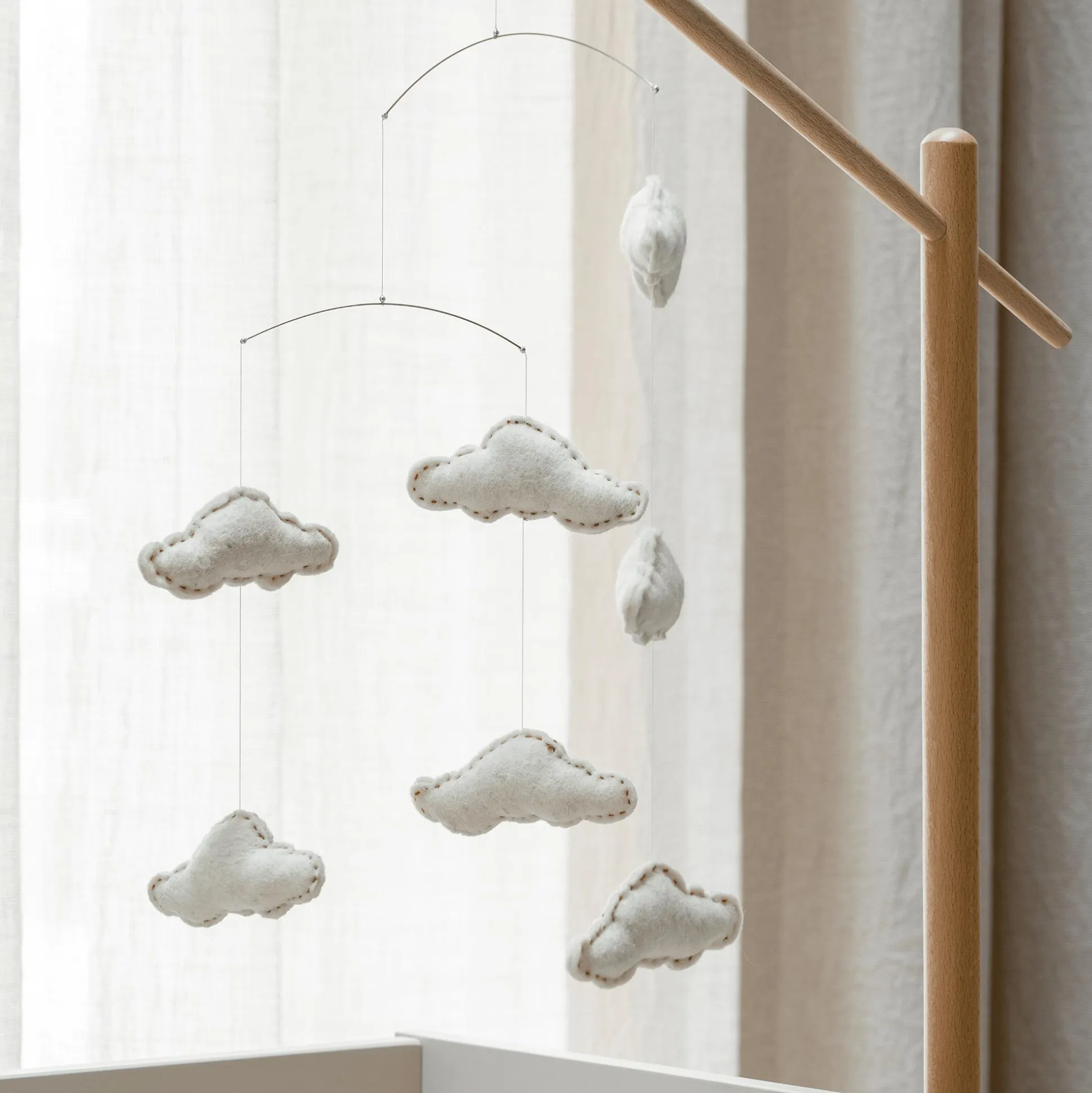 Holzständer für Mobile