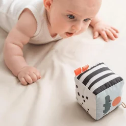 Kontrast-Babywürfel Happy Clouds