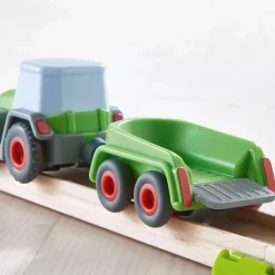 Kullerbü – Traktor mit Anhänger