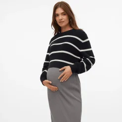 Kurzer Strickpullover