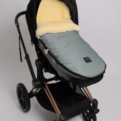 Lammfell Fußsack LOVE THE NATURE Slit Green