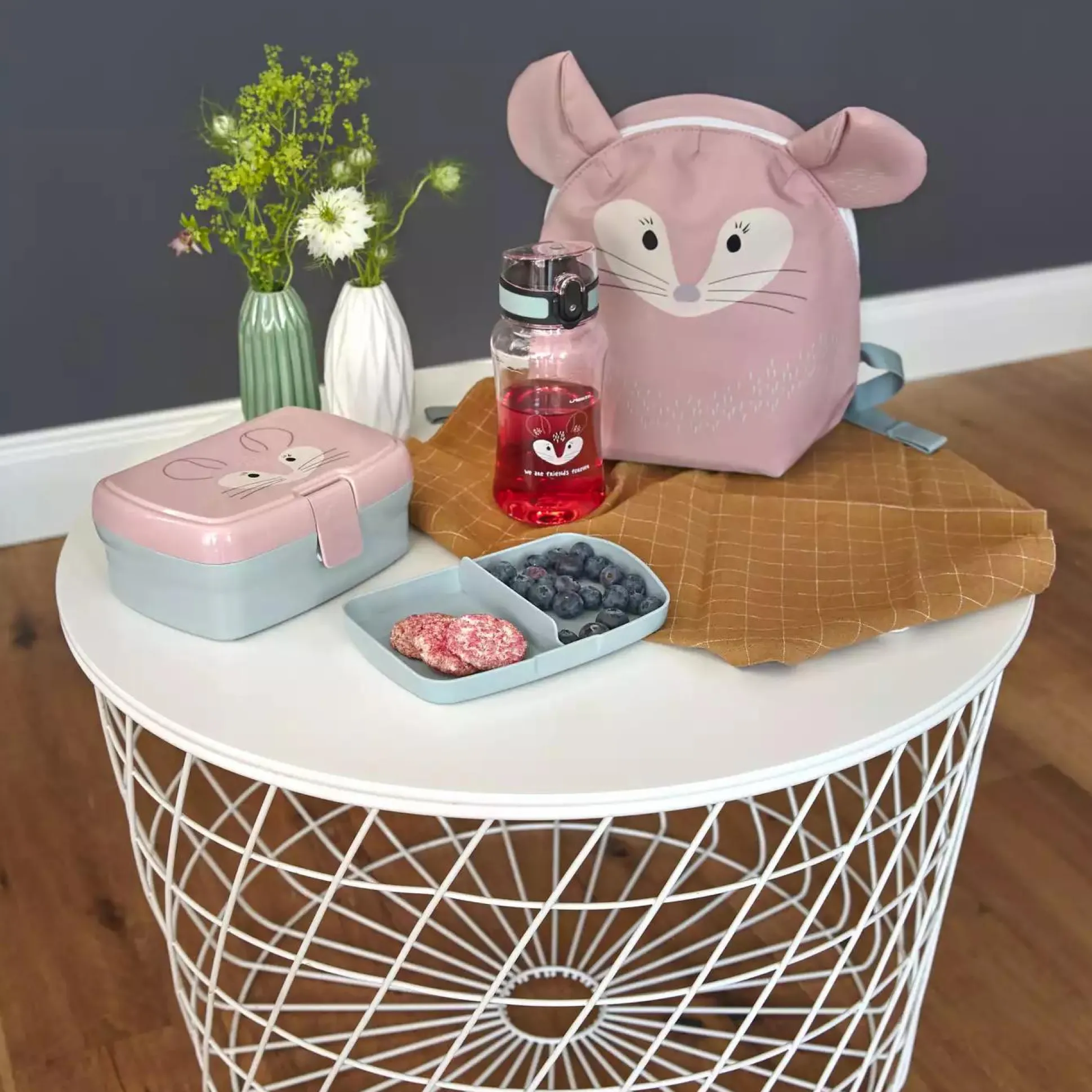 Lunch Set About Friends Chinchilla