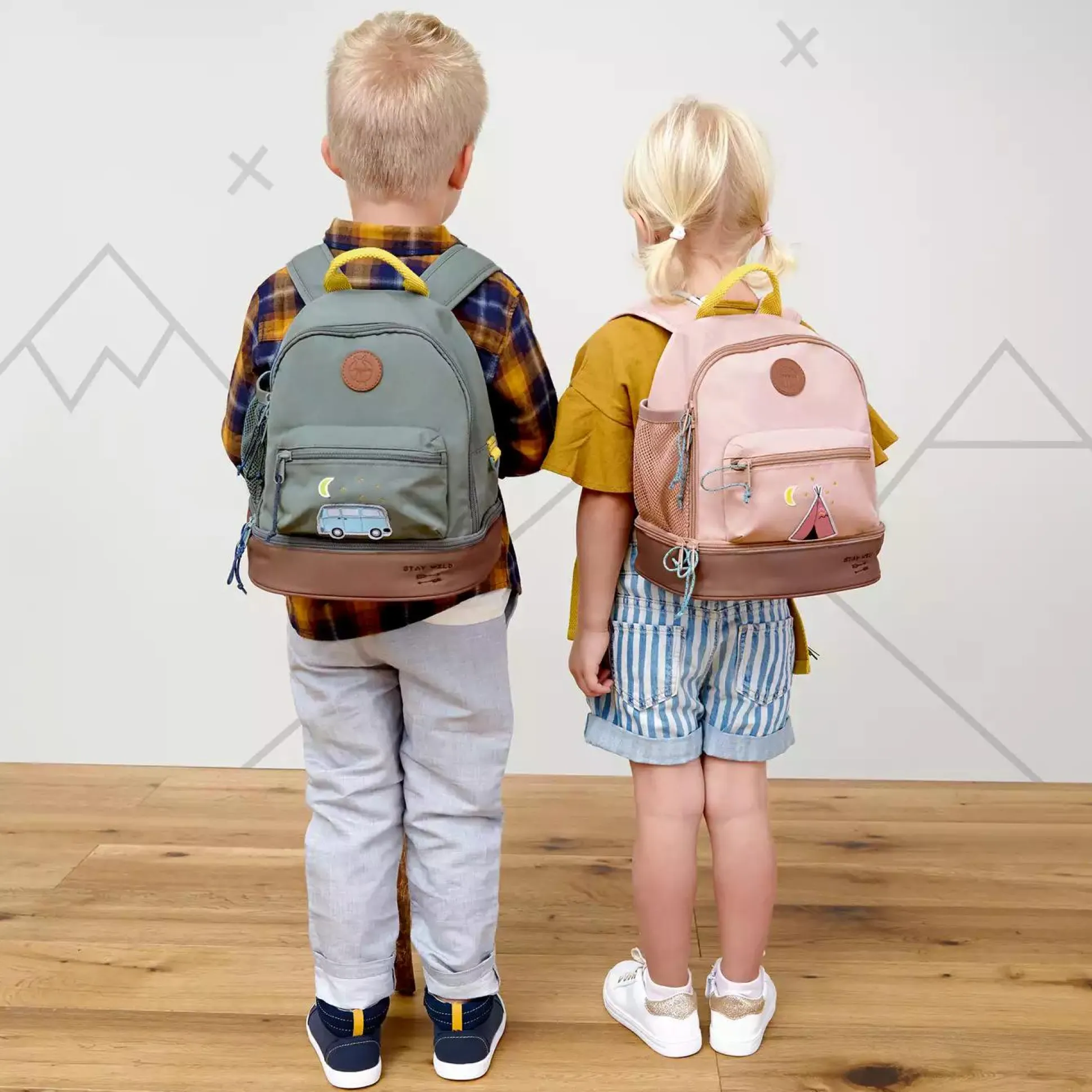 Mini Backpack Adventure Bus