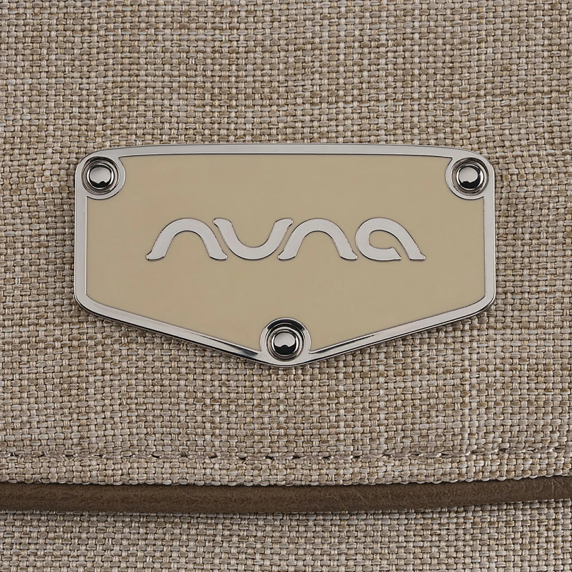 MIXX next Cosmopolitan