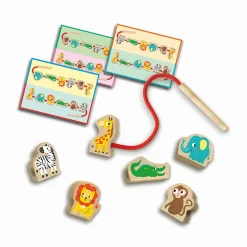 My first - Holztiere-Perlen auffädeln