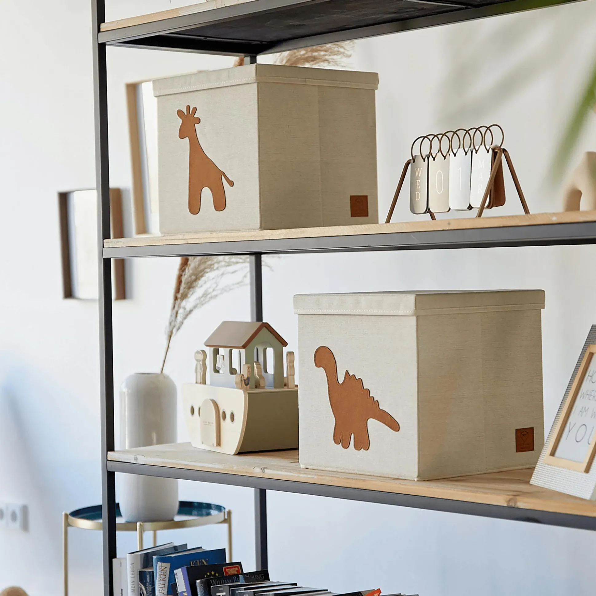 Premium Spielzeugkiste Dino