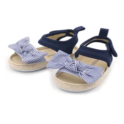 Sandalen mit Schleife