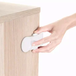 Schrank- und Schubladensicherung