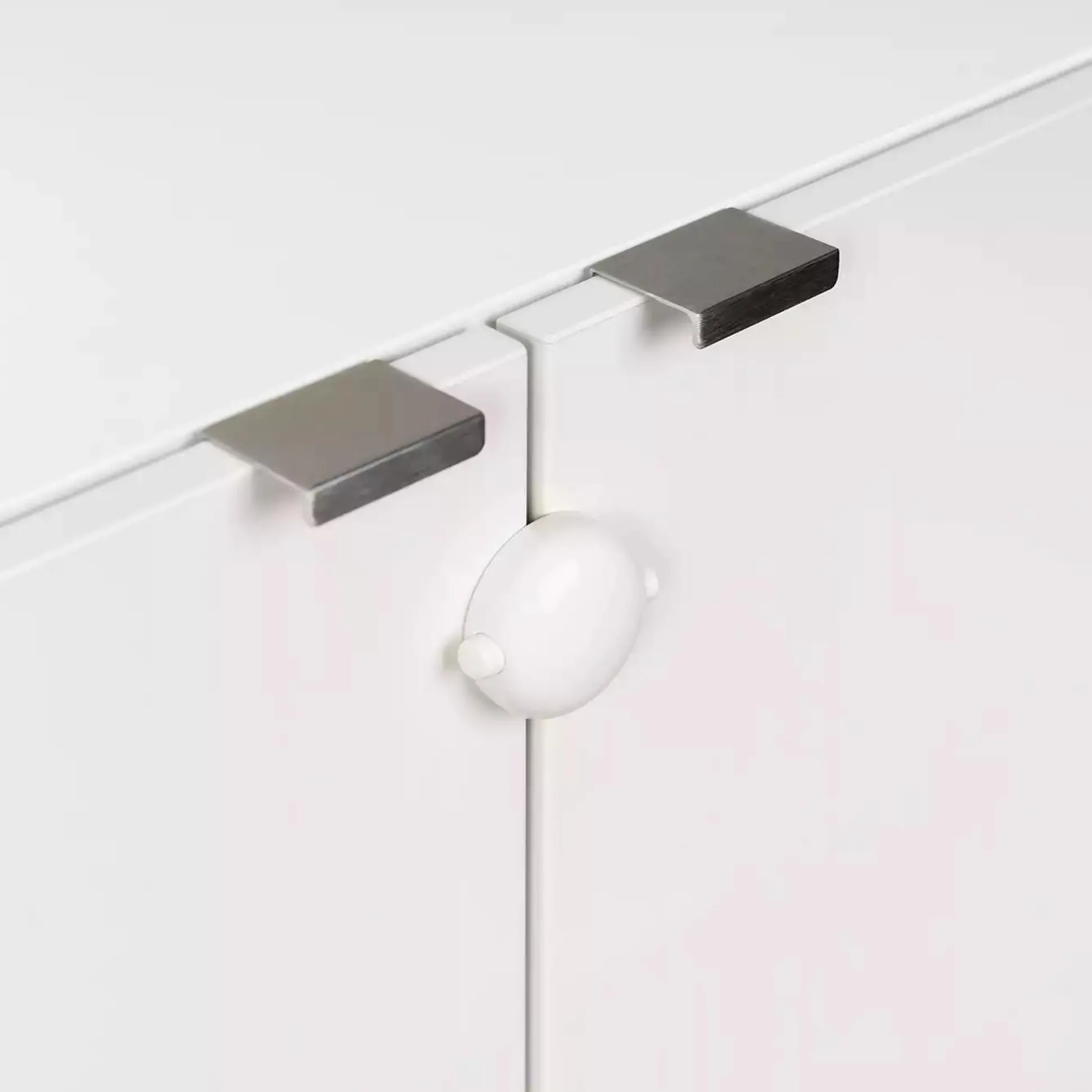 Schrankschloss für Doppeltüren