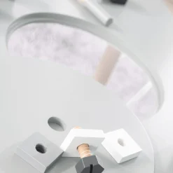 Sitzgruppe mit Aufbewahrungsnetz