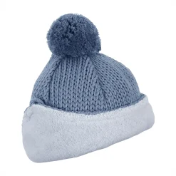 Strickmütze mit Bommel
